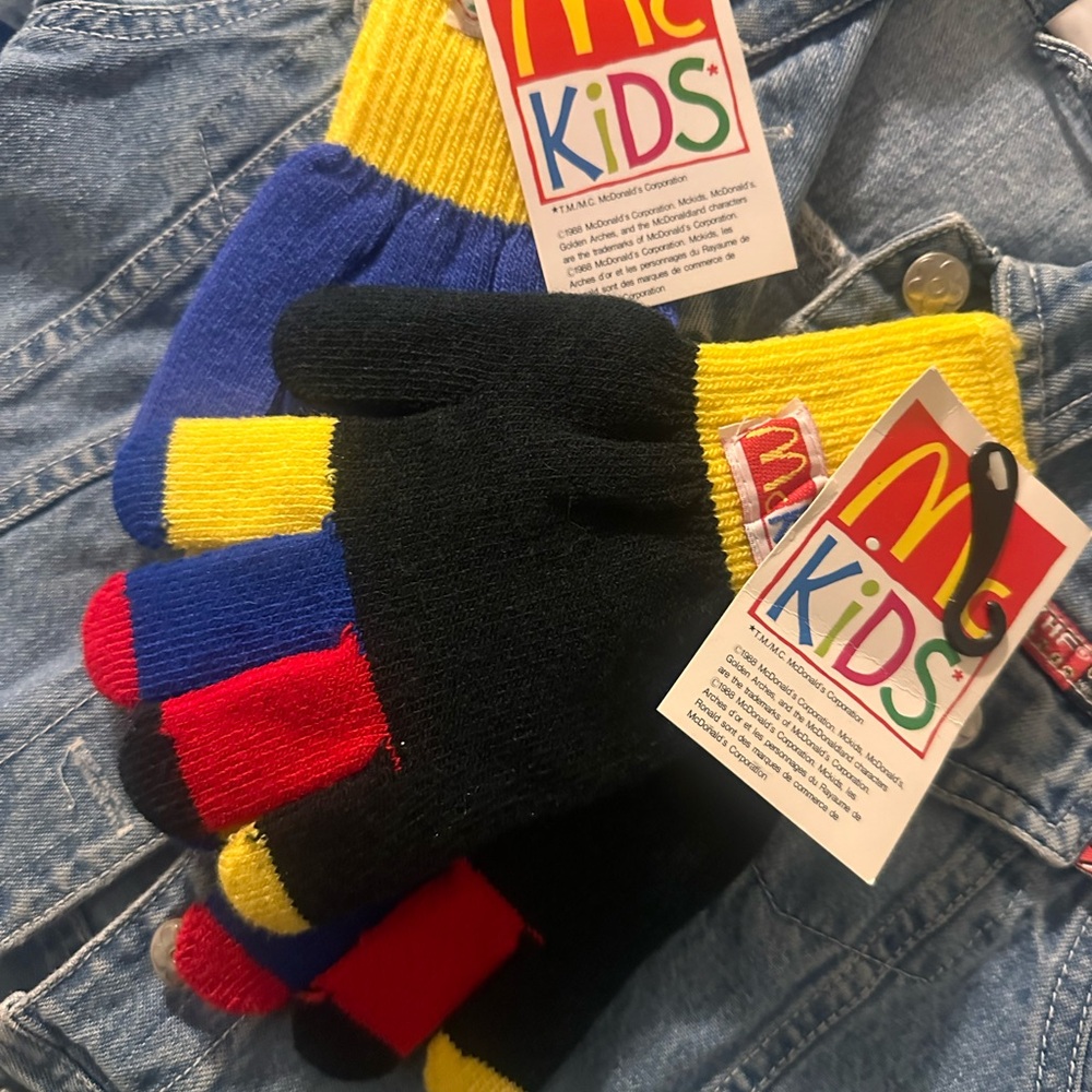 Vintage 1988 McKids finger gloves